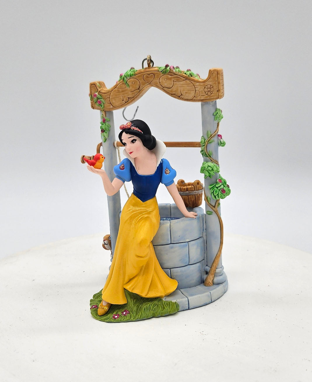 Snow White Wishes Really Do Come True Hallmark Keepsake Ornament 2007